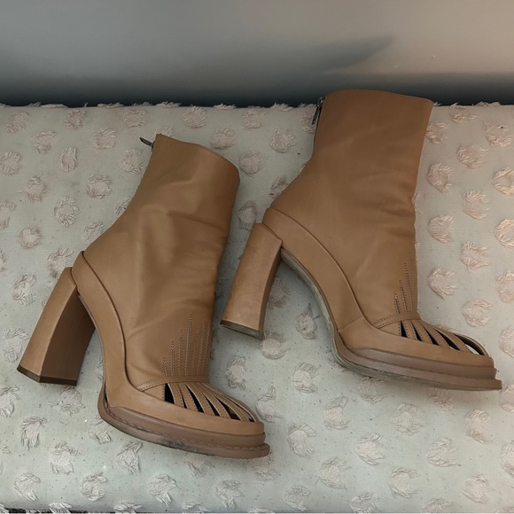 Ann Demeulemeester Cutout Vamp Platform Ankle Boot Camel Tanned Leather Size 39 - Picture 7 of 15